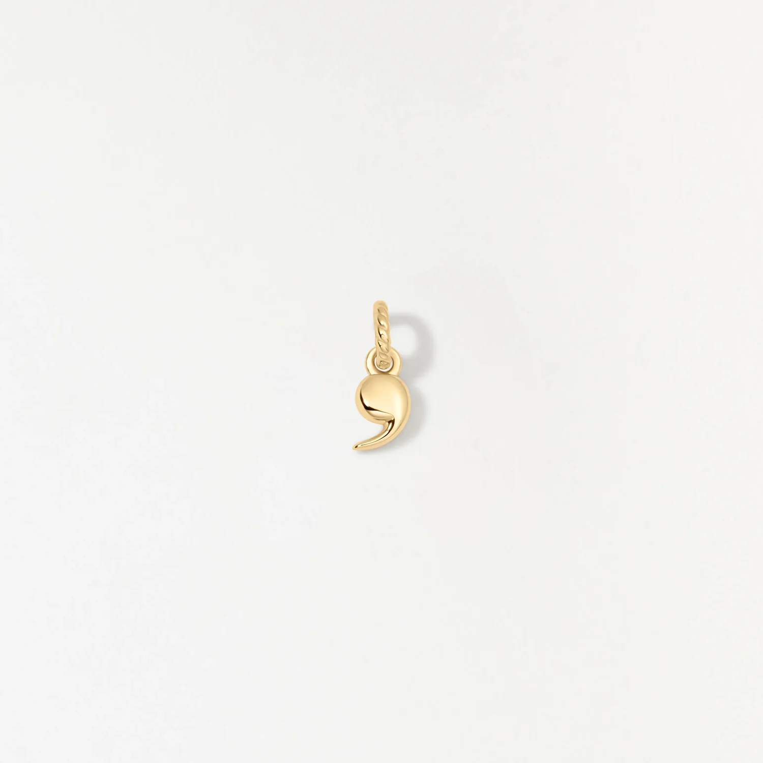 Comma Charm