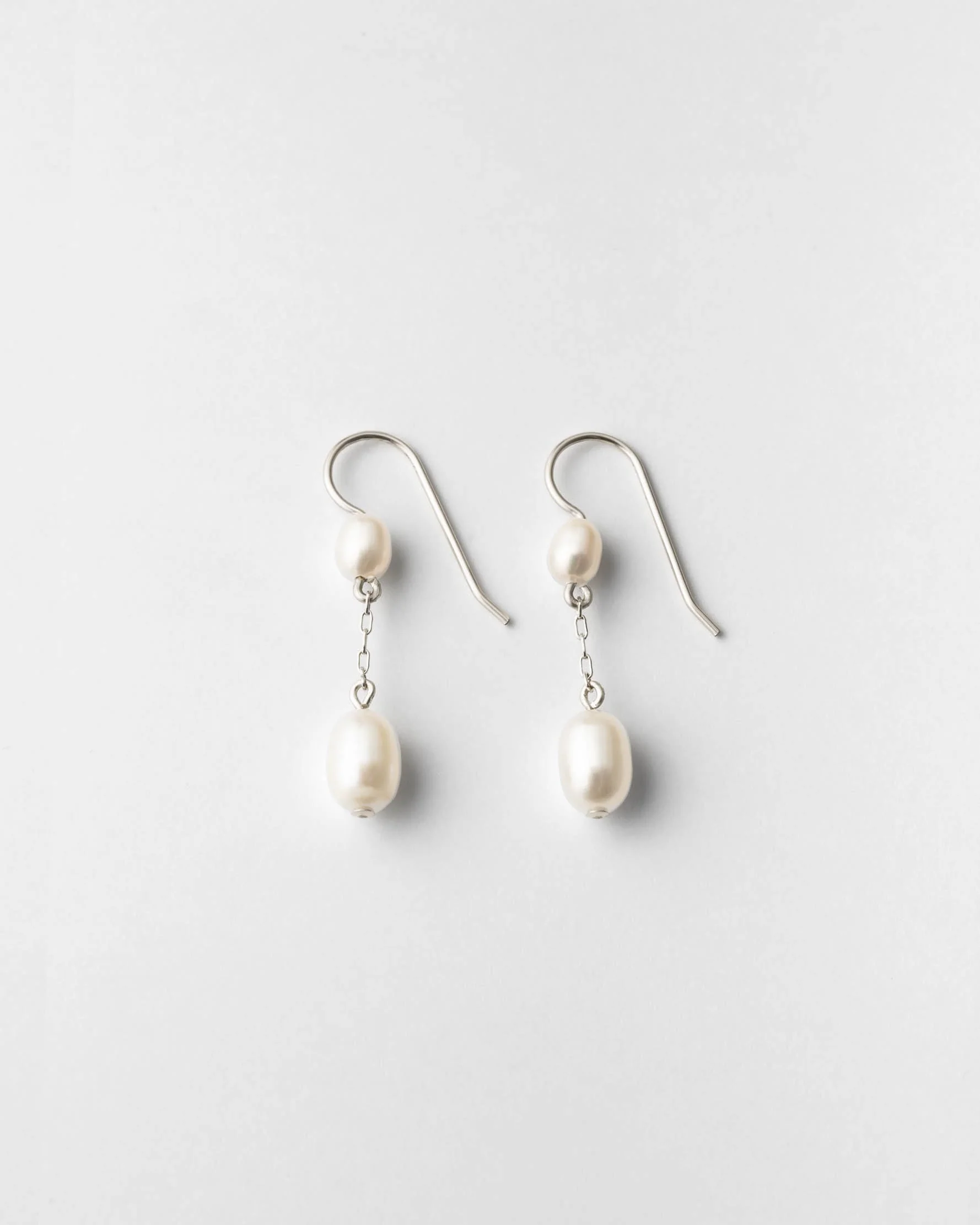 Deux Pearl Drop Earrings - Image 2