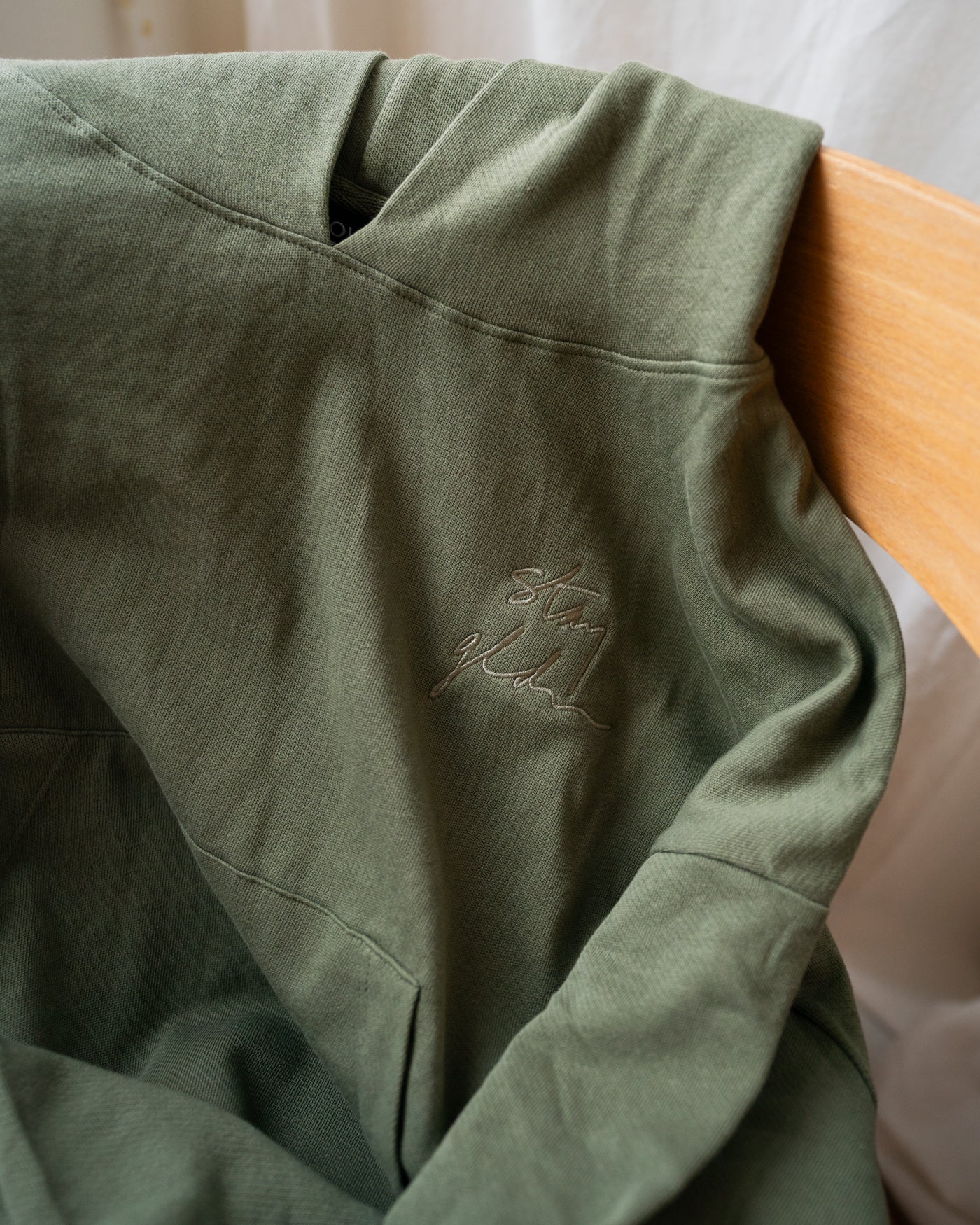 Signature GLDN Hoodie - Image 4
