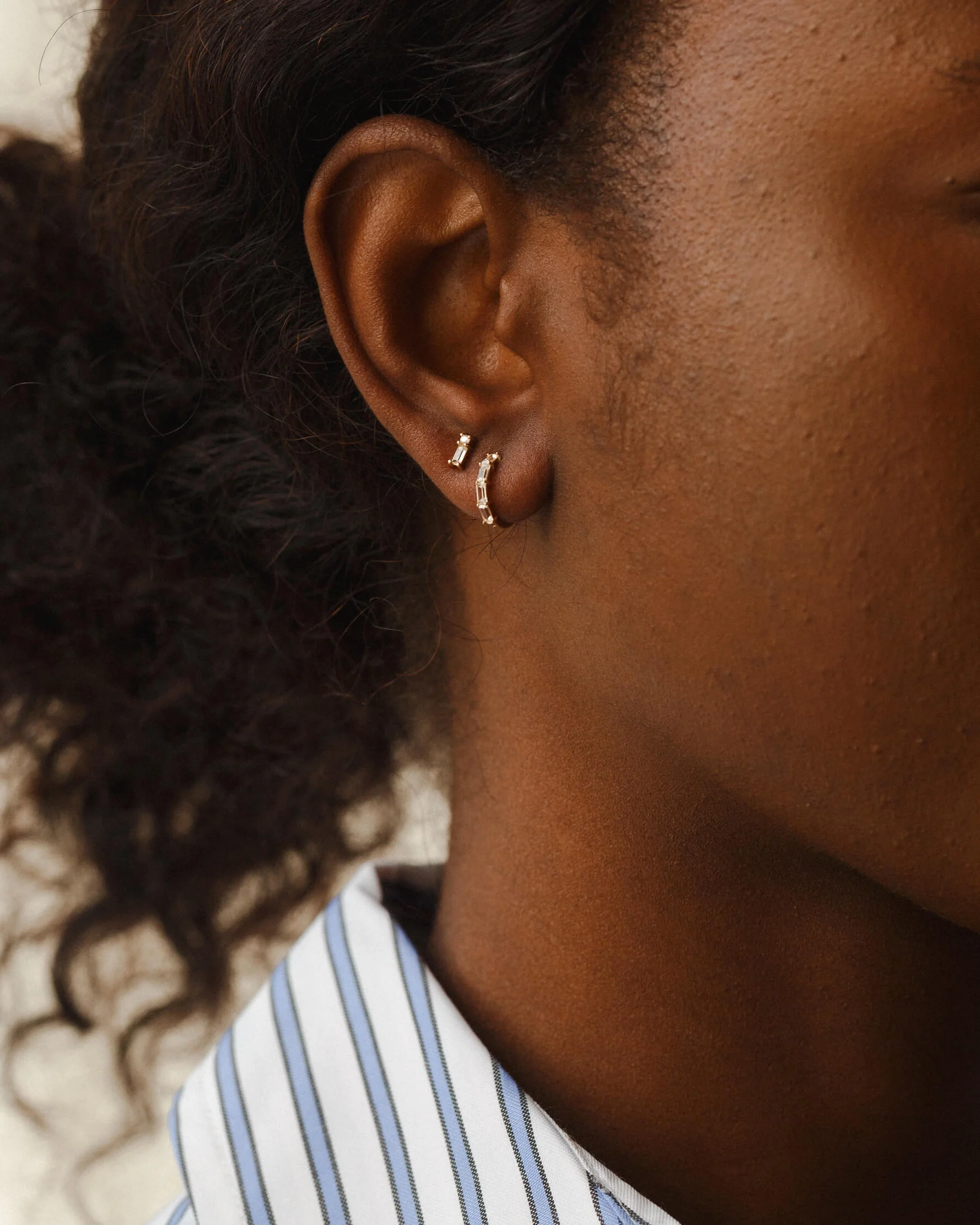 Nouveau White Sapphire Huggie Hoops - Image 4