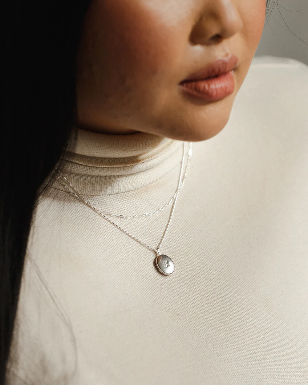Oval Locket Necklace - Image 5