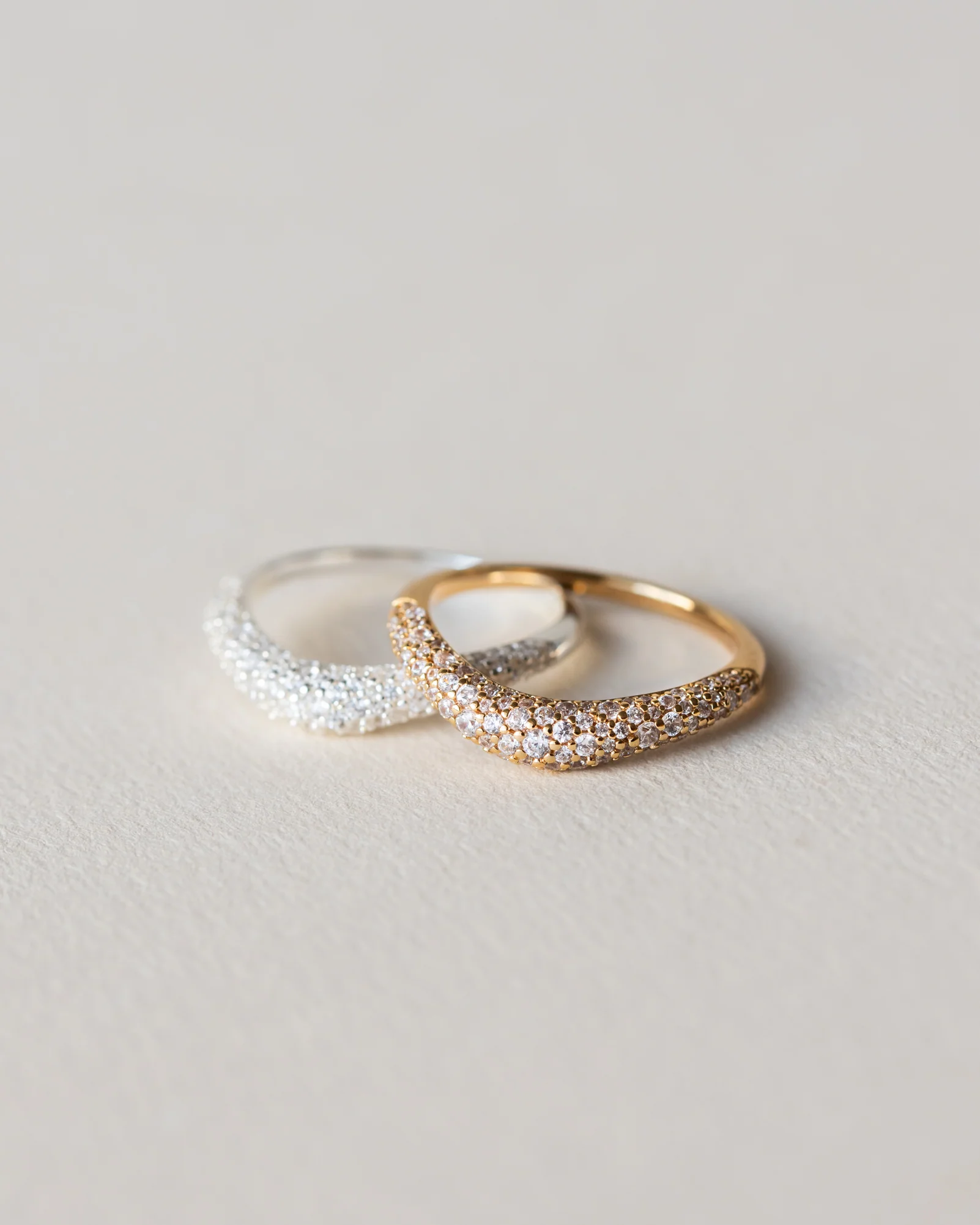Pavé Flow Ring - Image 4