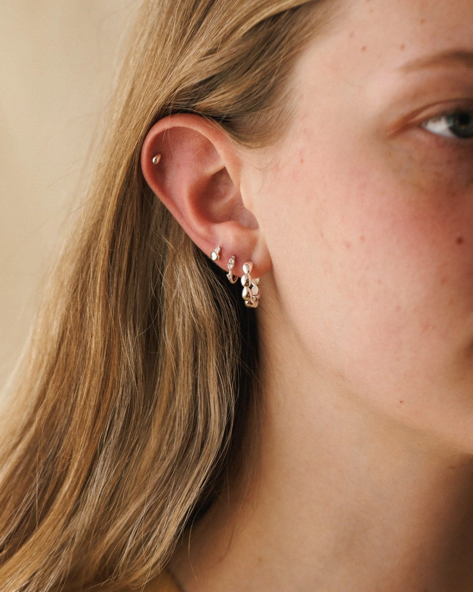 Skipping Stone Hoops - Image 7