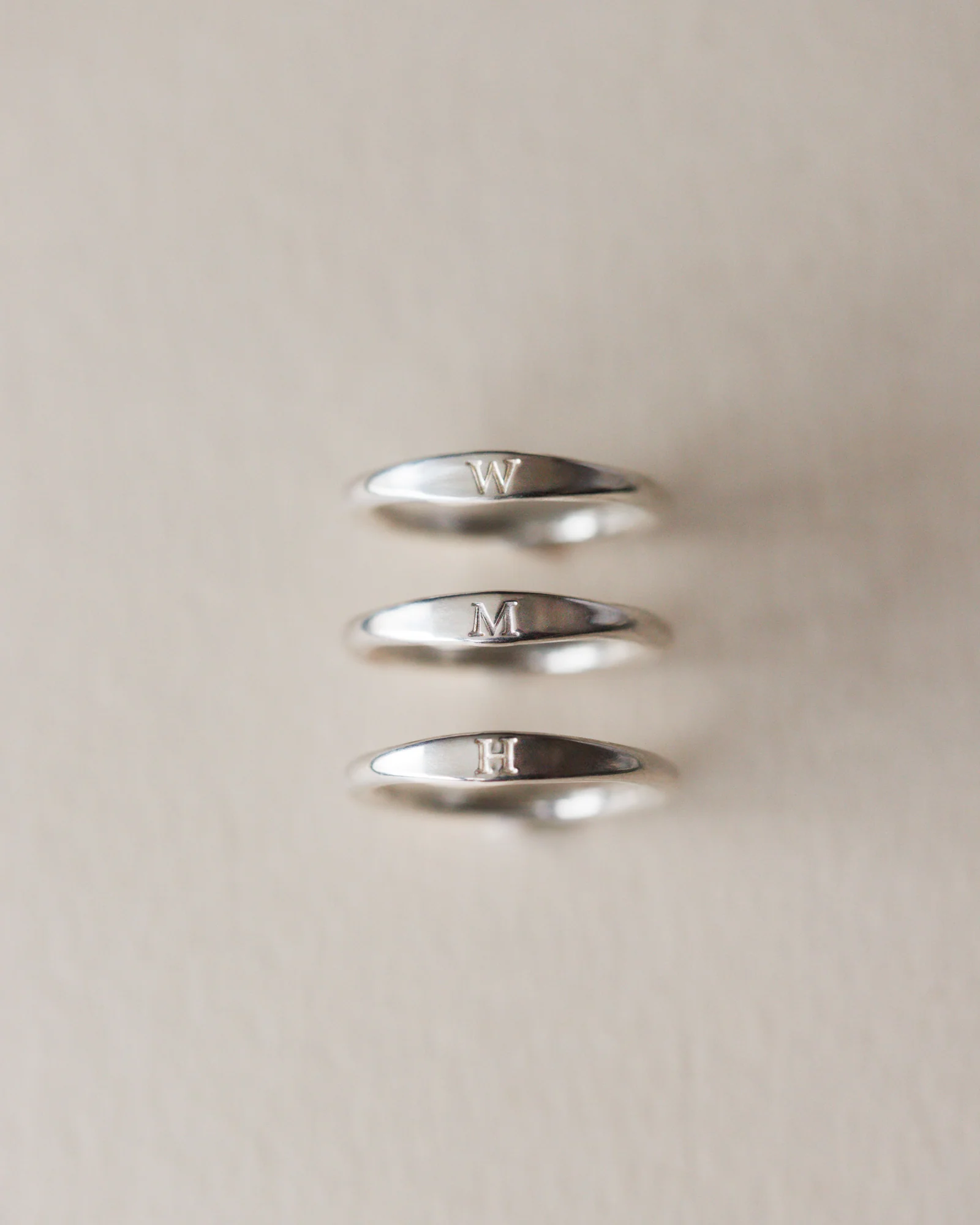 Slim Signet Pinky Ring - Image 2