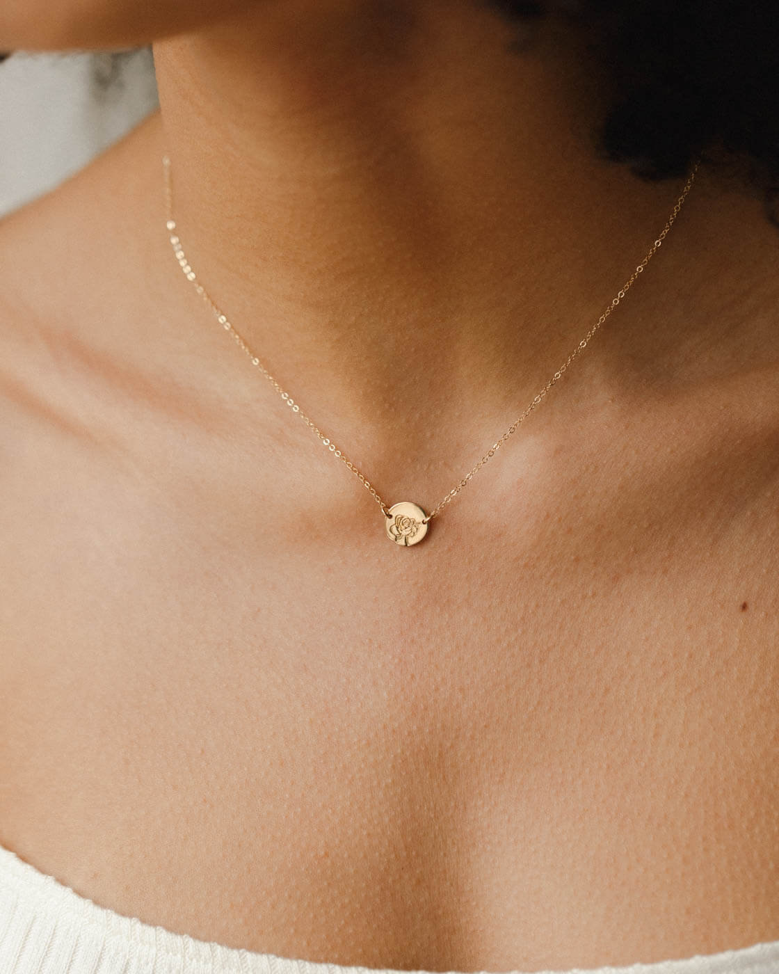 Small Flora Link Necklace - Image 15