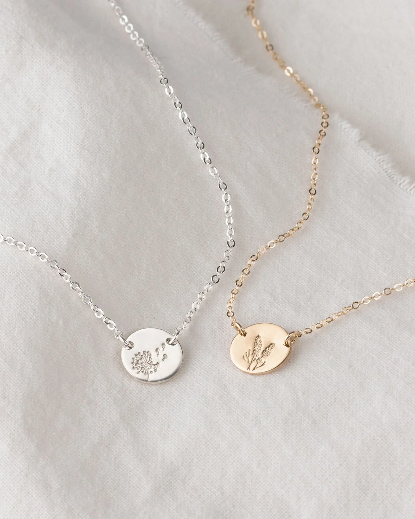 Small Flora Link Necklace - Image 4