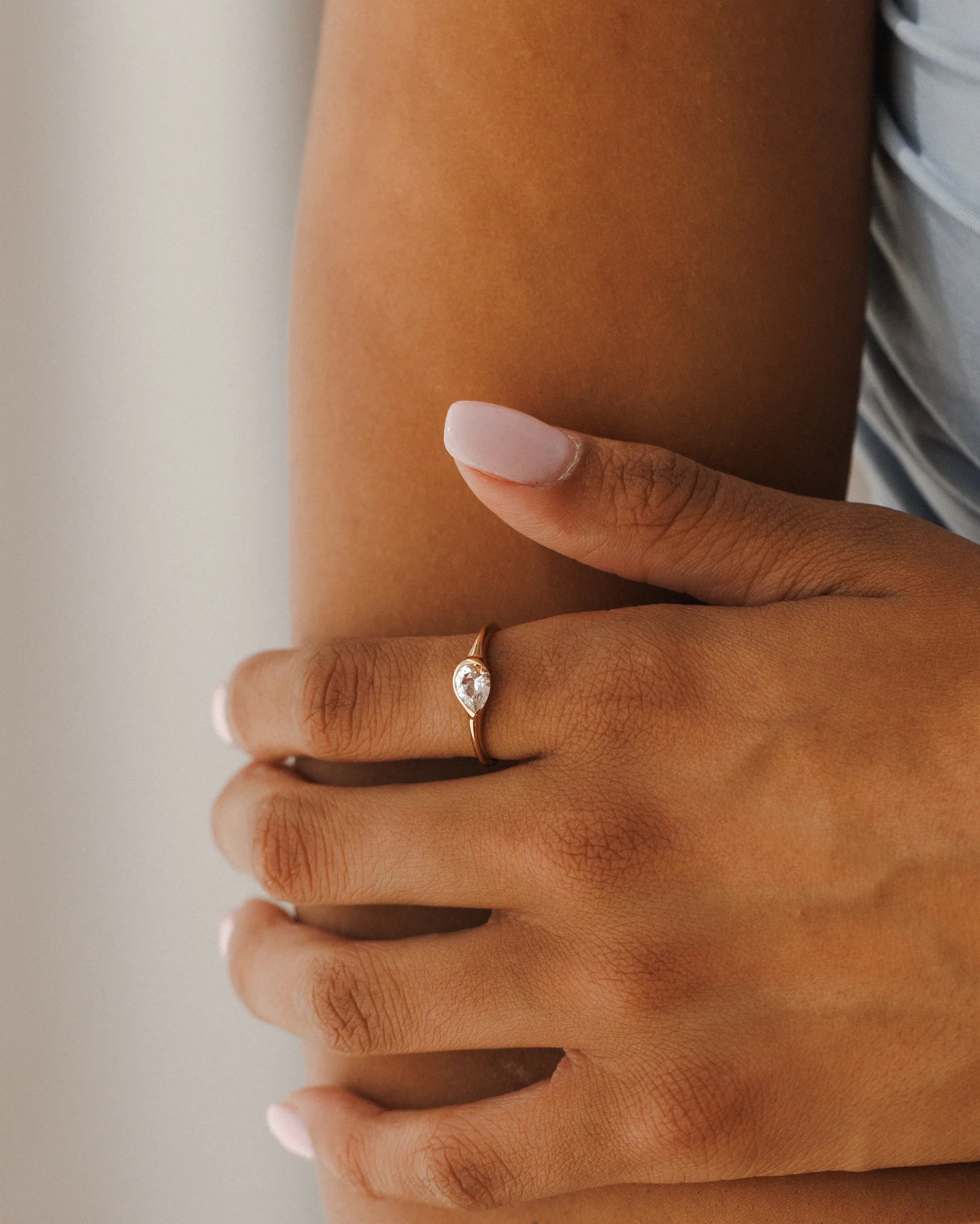 White Sapphire Zephyr Ring - Image 3